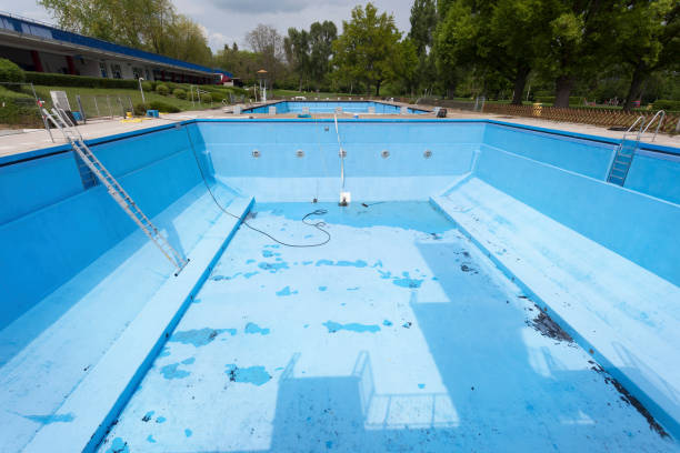 Best Flood restoration services  in Burlington, IA